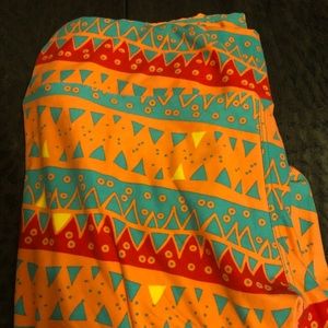 Printed Lularoe TC Leggings